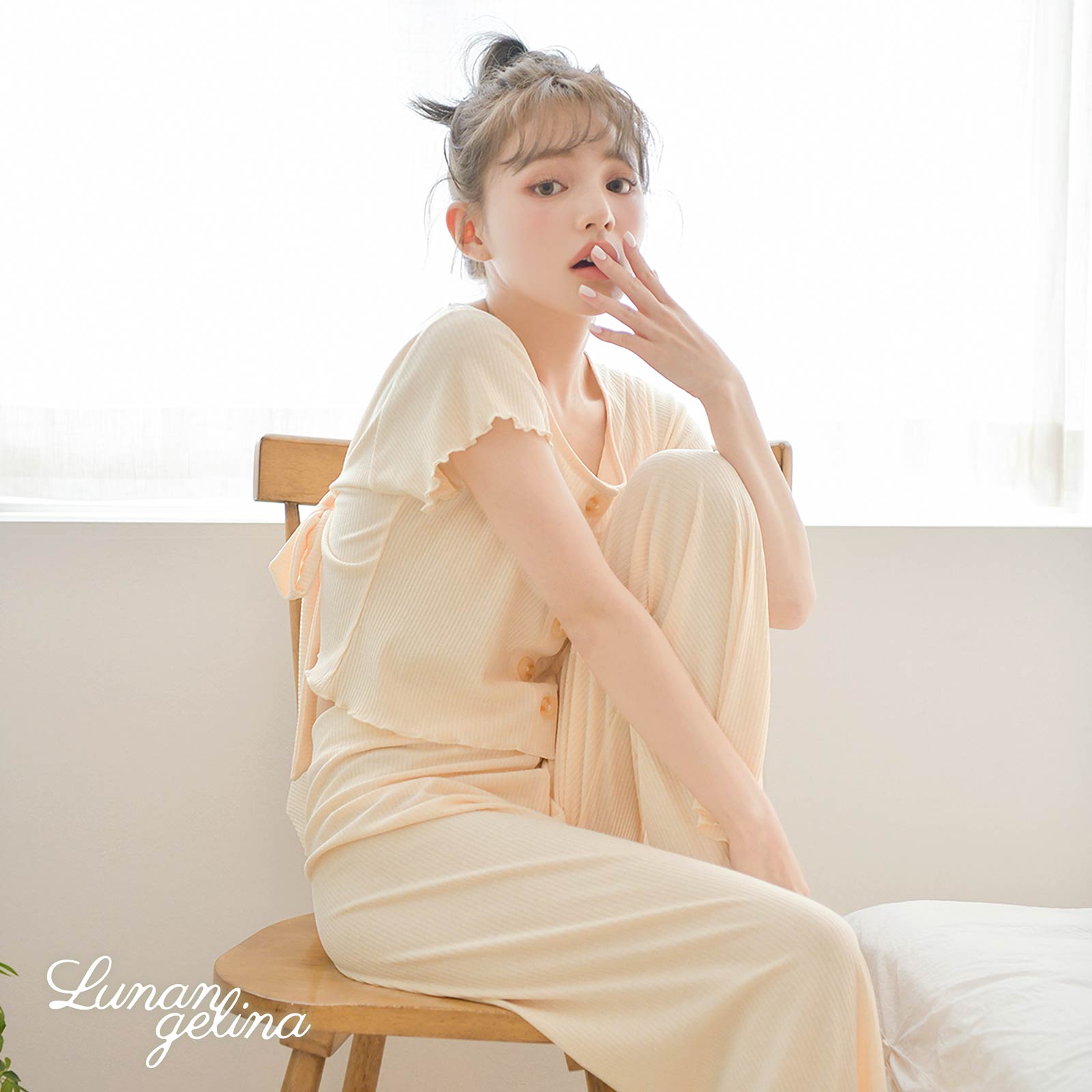 【吉木千沙都(ちぃぽぽ)着用/lunangelina】Back Ribbon Stretch rib Set-up Roomwear/Ivory