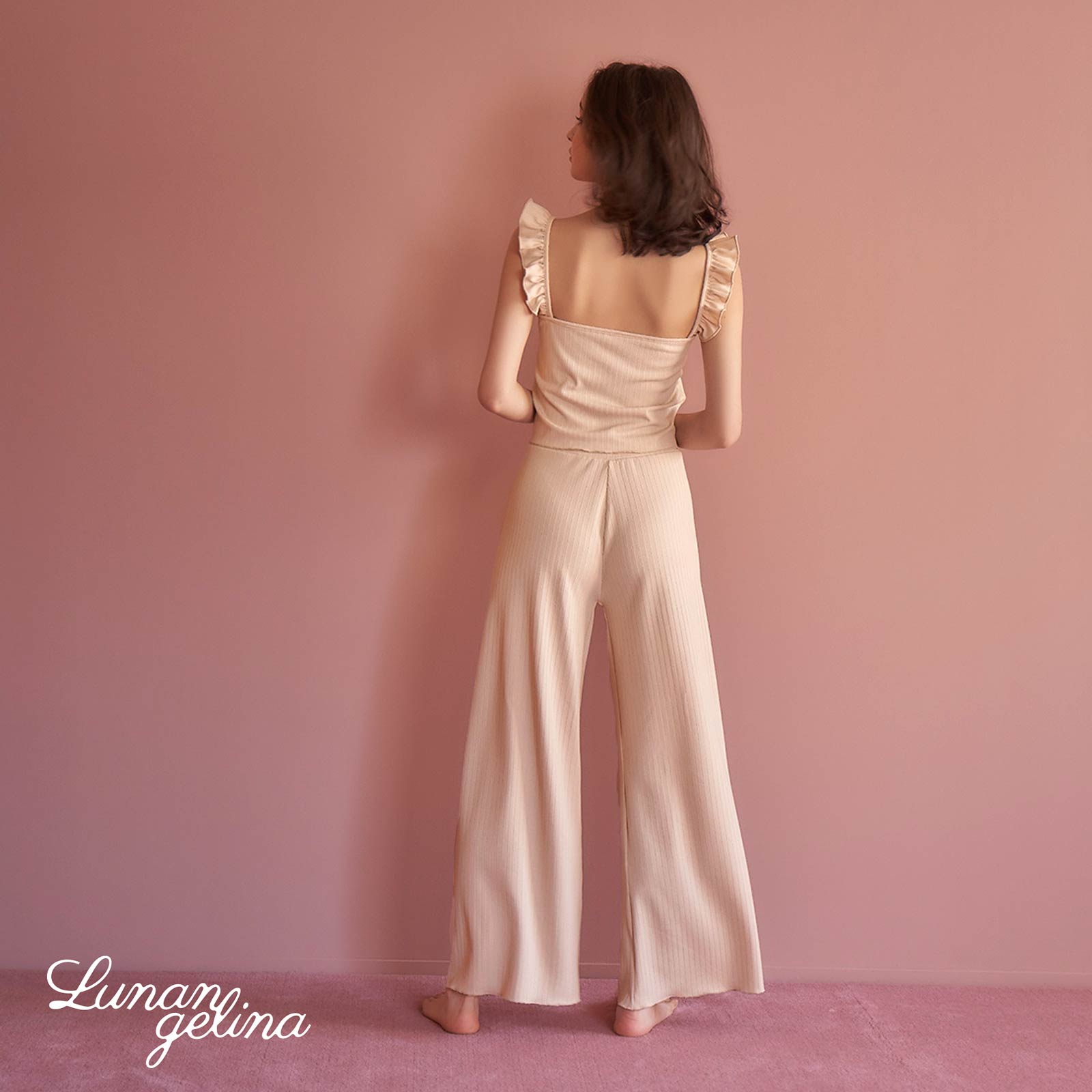 【吉木千沙都(ちぃぽぽ)プロデュース/lunangelina】One color frill Set-up Roomwear/Nude beige